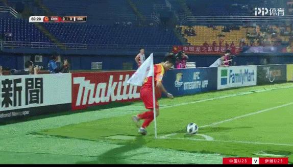 深度解析：中国队角球战术VS韩国队任意球战术，足球智慧的体现