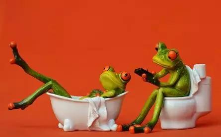 正确的擦屁股姿势能预防痔疮！你擦对了吗？