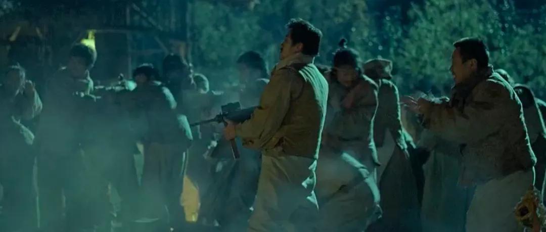 口碑爆棚，荒诞浪漫，吐血安利这部年度票房冠军