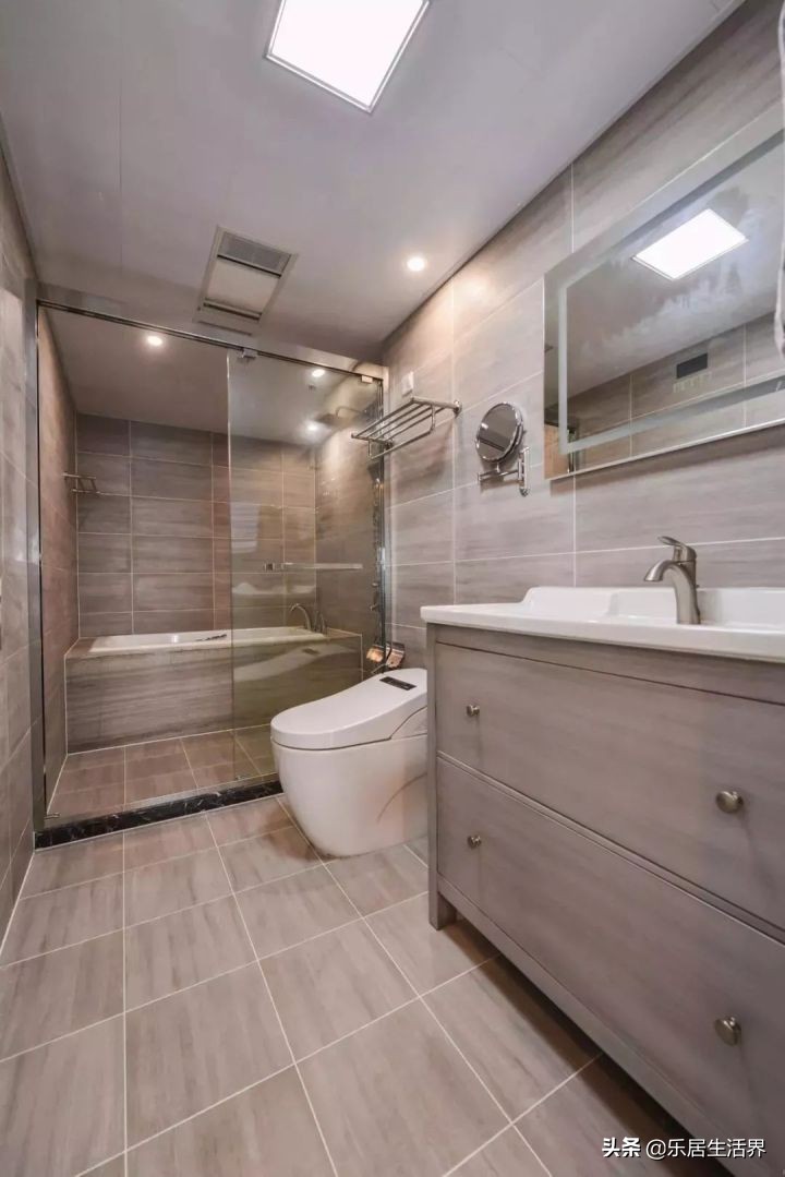 卫生间墙砖选什么颜色比较上档次,卫生间白色墙砖美缝什么颜色好看