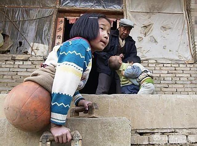 19年篮球少女,19年篮球女孩近况