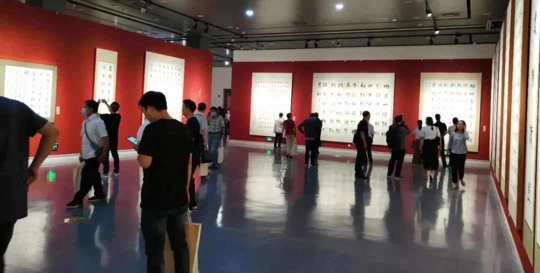 中国书协名誉主席张海书法饱受争议，网友这样评价他，冤吗？