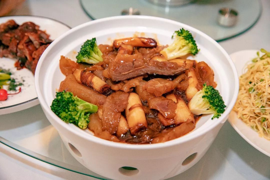 要结婚的酒席,结婚没办酒席要办满月