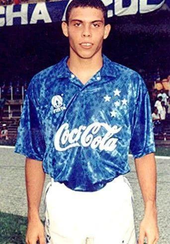 传奇巨星罗纳尔多2011,传奇巨星罗纳尔多什么时候出