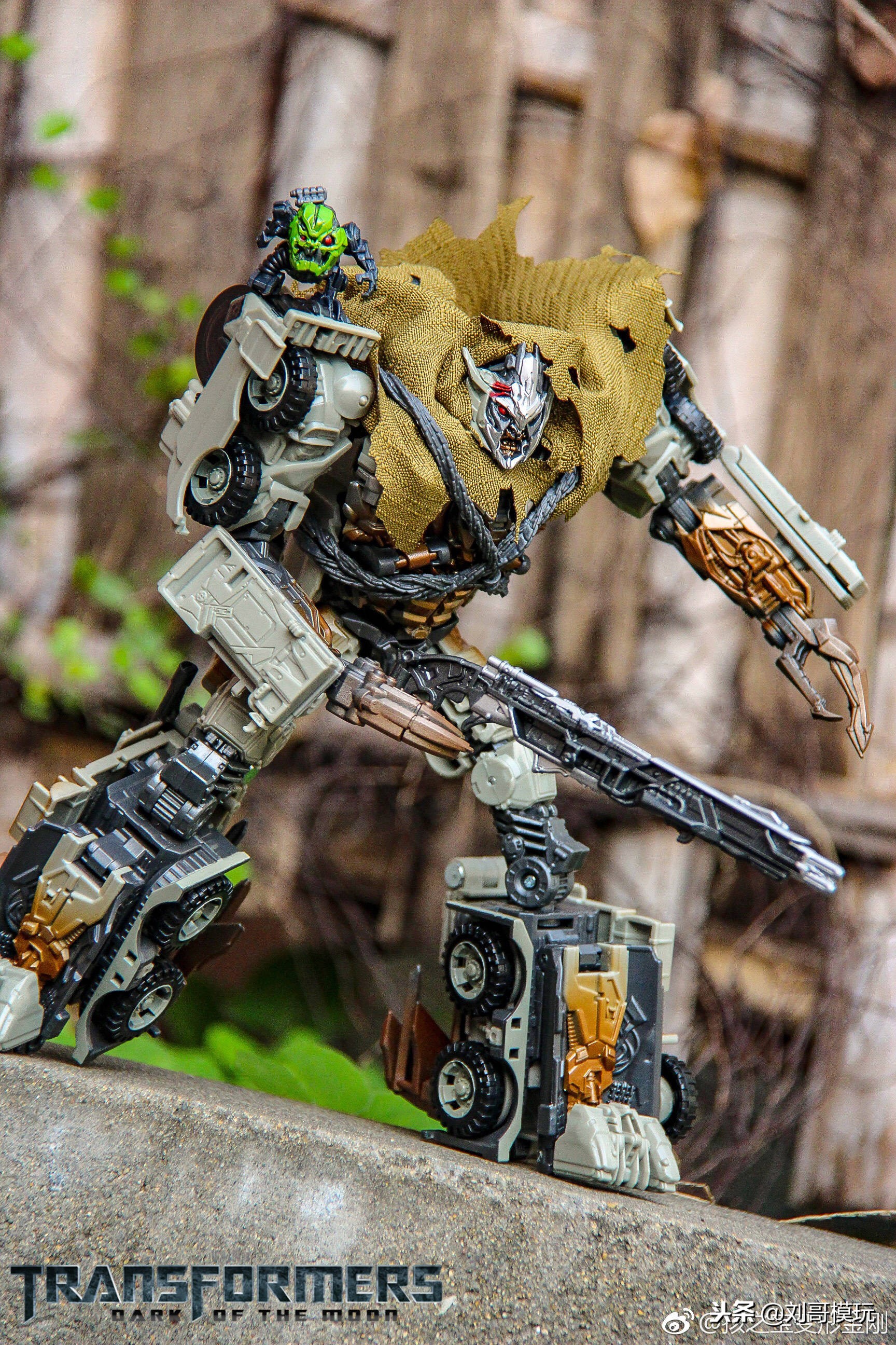 变形金刚ss系列威震天变形过程,变形金刚ss级油罐车威震天