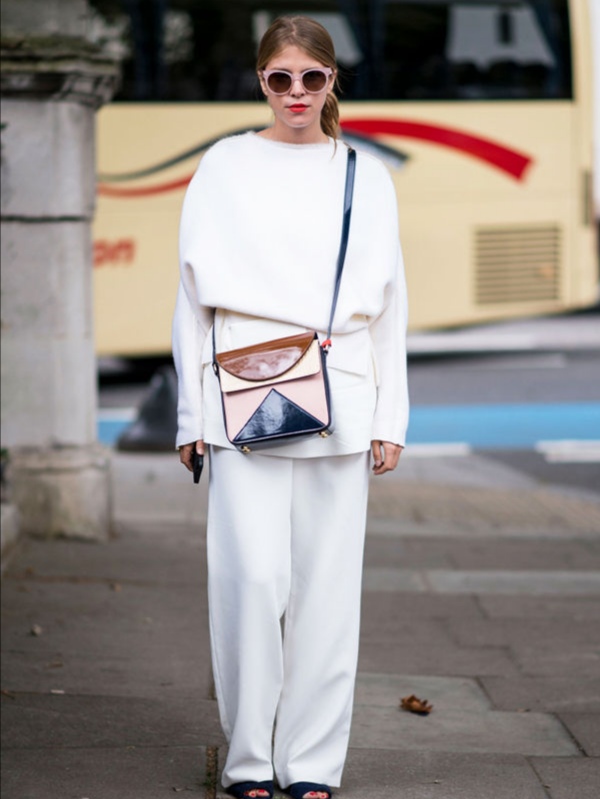 双肩包推荐好看百搭,双肩包真皮过时处理