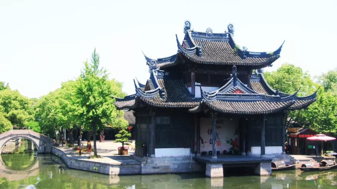 鲁迅笔下的鲁镇是什么样的地方,鲁迅小说中的鲁镇是个怎样的地方