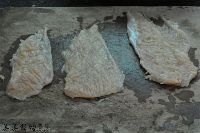 香酥炸鸡排酥脆又美味极为好吃,香酥炸鸡排的配方视频