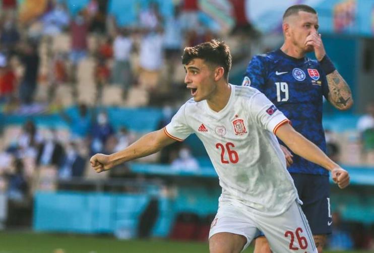 本届世界杯目前最悲催的门将,欧洲杯门将95分钟重大失误