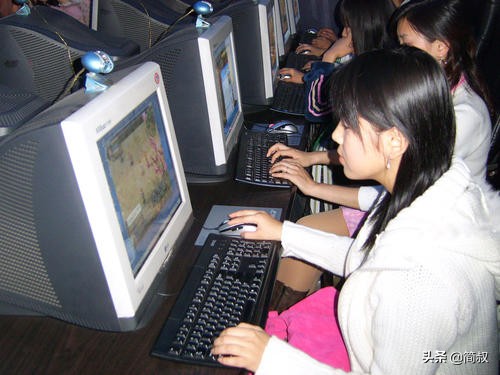 盘点8090后回不去的网吧回忆,80后的网吧现在怎么样了