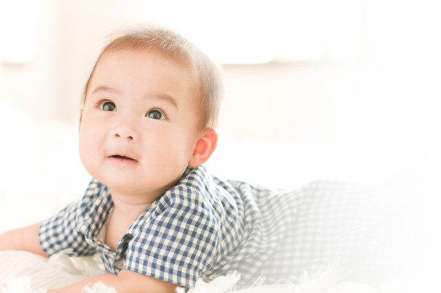 宝宝满3个月了该怎么养育,三个月宝宝养育注意事项