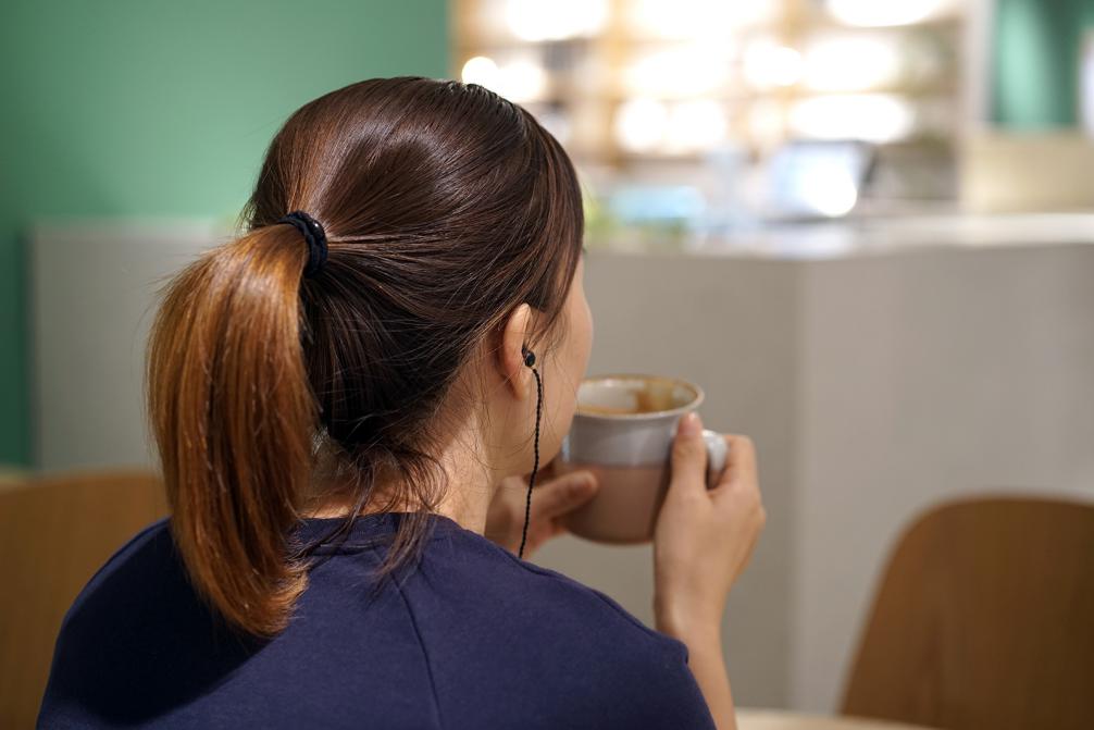 品质耳机竟如此娇小优雅，巫潘多拉成为女性用户新宠