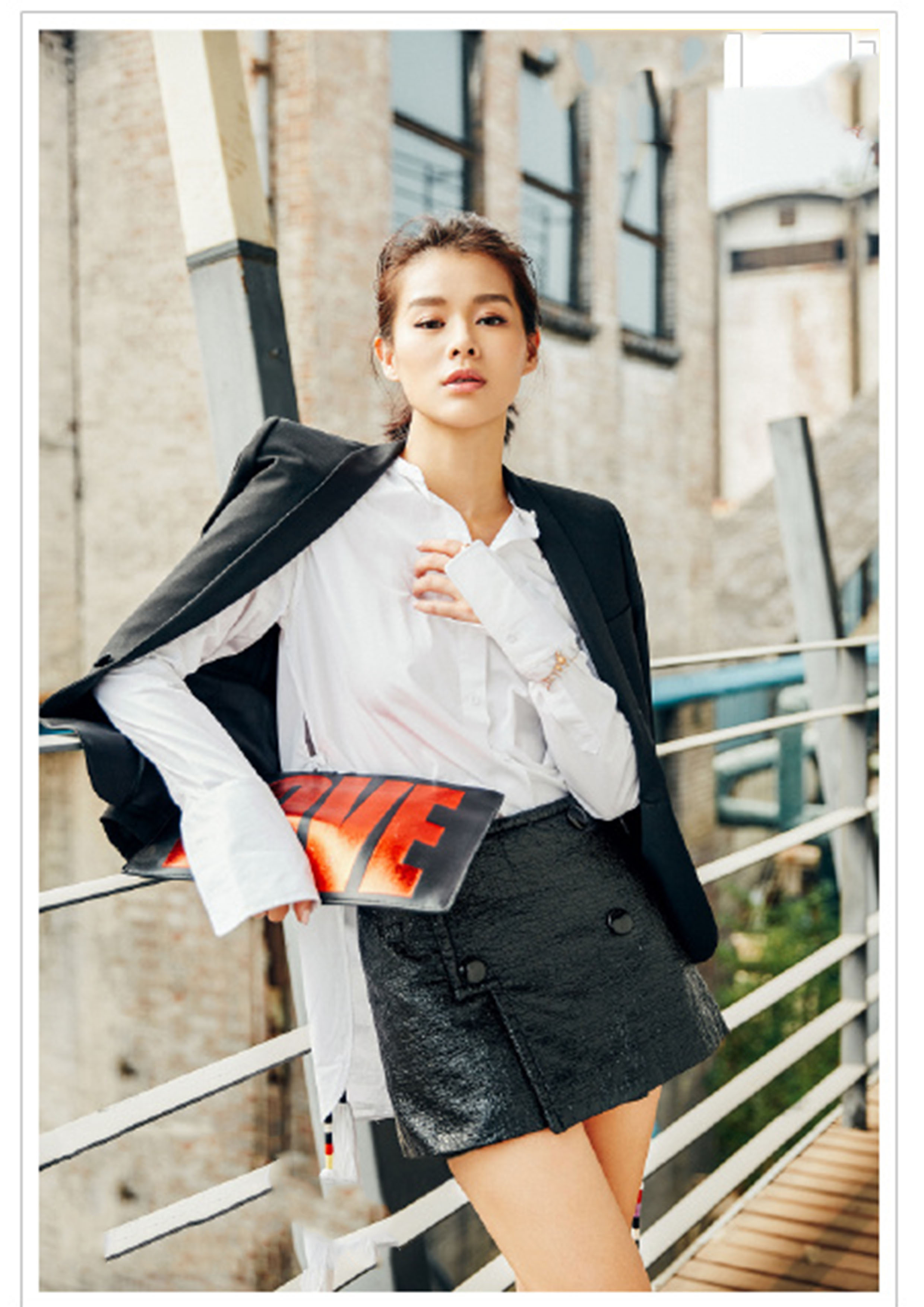 阔腿裤out了今年流行初恋裤,最近流行穿的高腰阔腿裤凉凉的