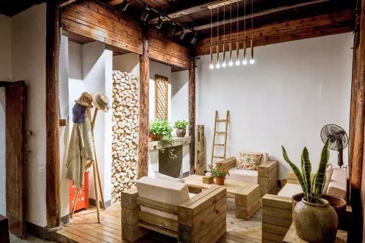 央视挖出来浙江冷门小城，小小鸭头都是世间绝味，人均100+住别墅