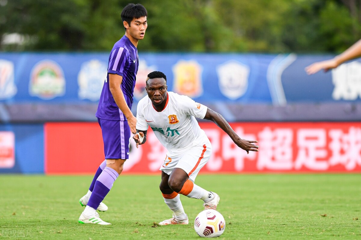 中国足球之南腔北调