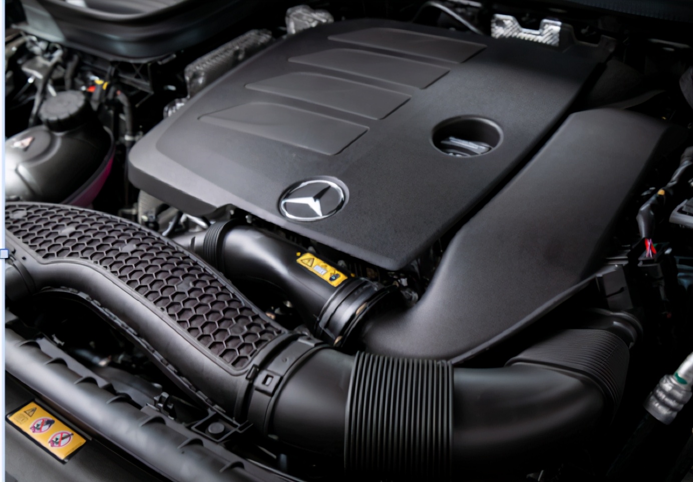 奔驰glc全新2024款还会降价吗,glc月销量