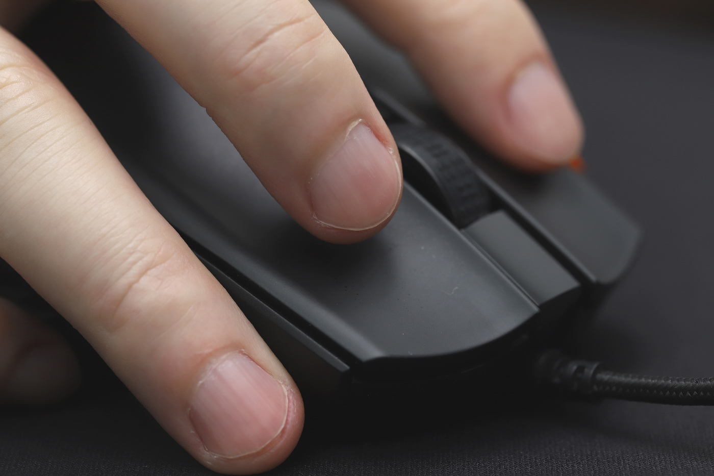 测评吃鸡单手键盘鼠标推荐,绝地求生自动压枪的鼠标推荐