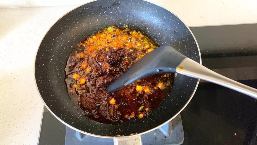 呷哺酱料怎么调好吃,大食堂自制食物简单做法