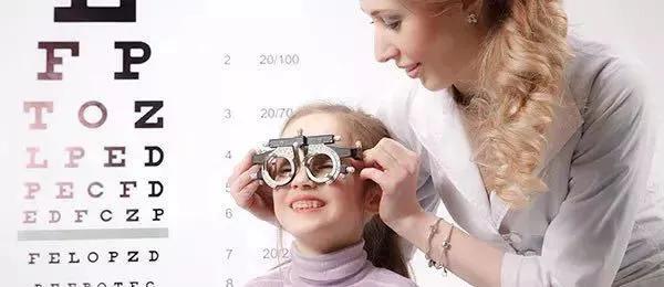 为什么我家两个孩子视力都弱视,12岁的孩子弱视和近视怎么治疗