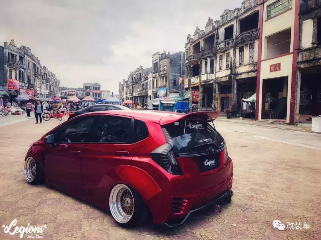 车友把本田超跑GK5改得一身骚气，定制改件更是独一无二！