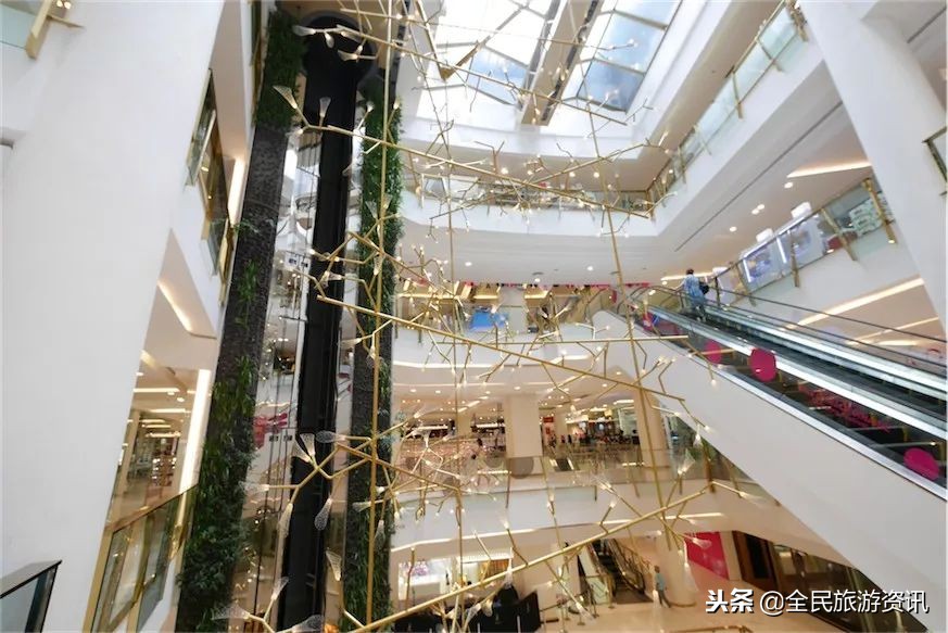 这里藏着一个地方，去一次就等于环游了世界！