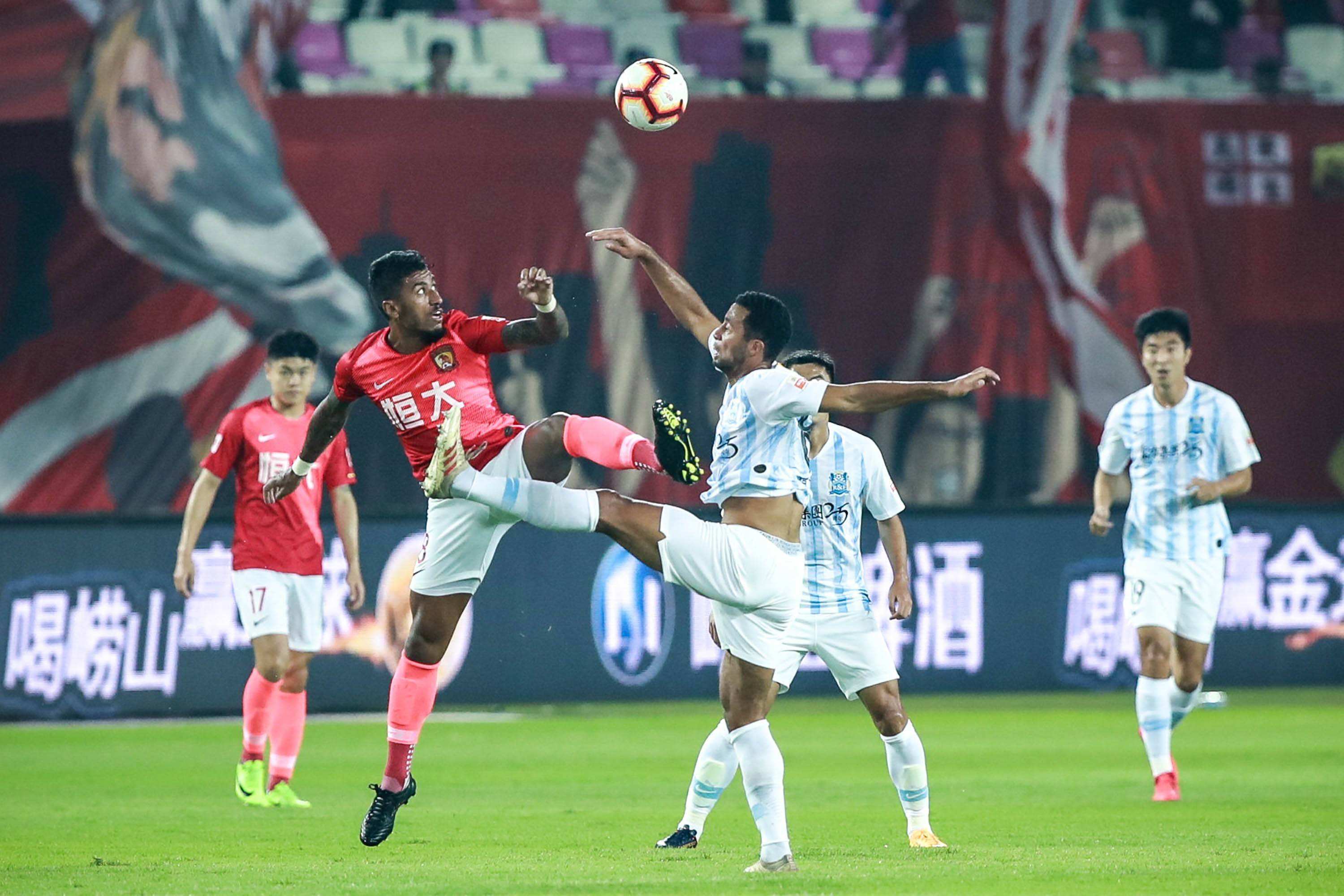 中超新星陨落，国奥主帅化腐朽为神奇，获荷兰名帅认可，未来可期