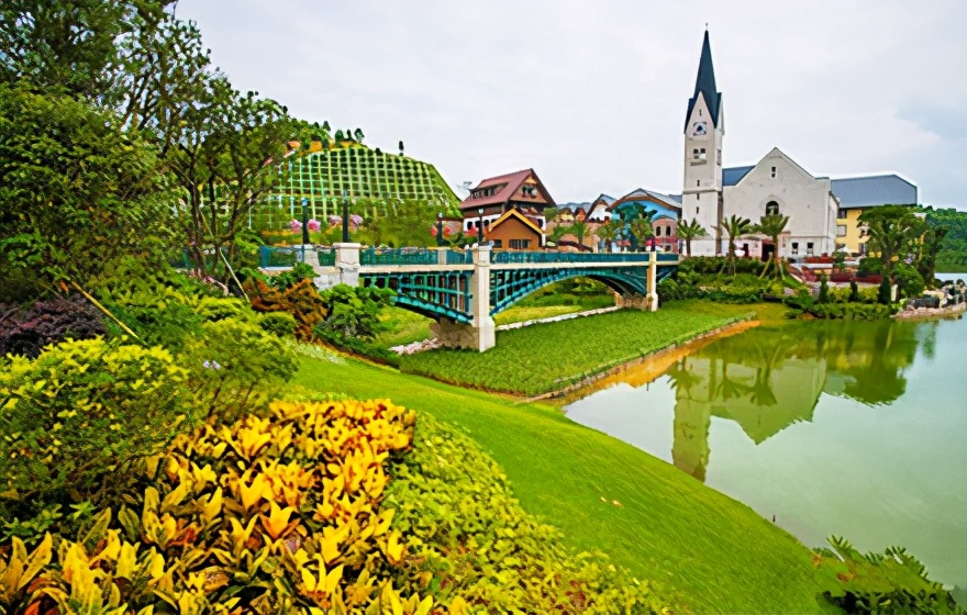 坐在家里看世界的地图,坐在家里看世界