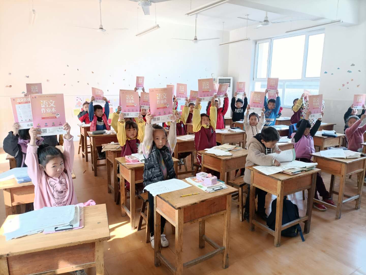 部编版二年级寒号鸟字词,人教版三年级语文寒号鸟生字词语