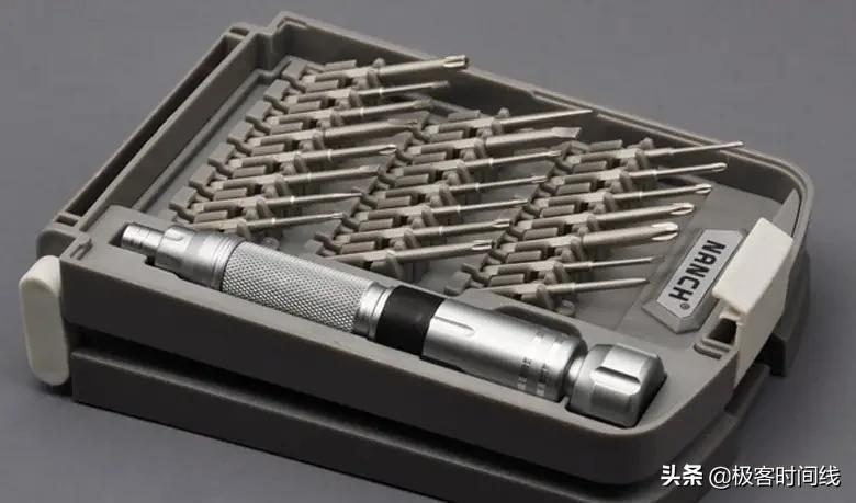 多功能螺丝刀方便实用,多功能螺丝刀怎么拆卸