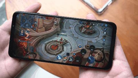 游戏手机黑鲨3是安卓系统吗,黑鲨3pro现在值得购买吗