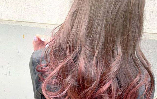 漂完头发第二天洗头会不会褪色快,漂完头发怎么护理掉的慢