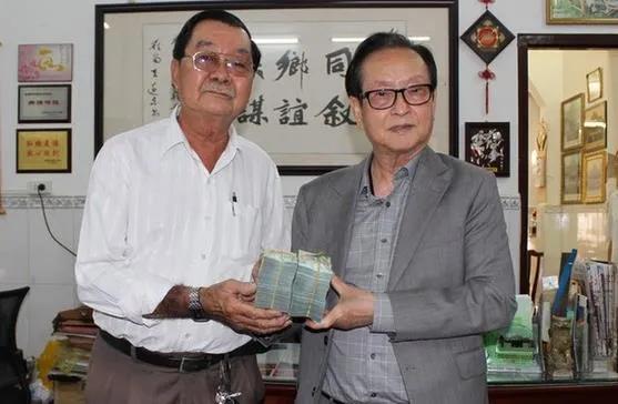 捐2万亿越南盾给越南买疫苗，幕后有*江濠**裔女富豪与香港仔的传奇