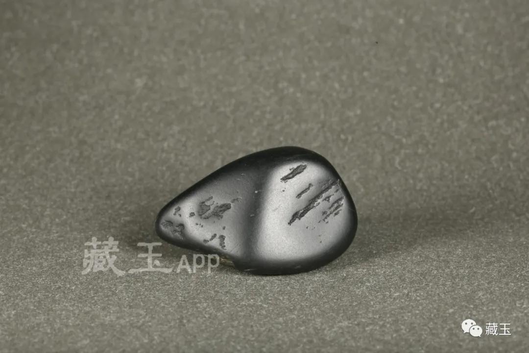 青花籽料山料和籽料,俄料籽料和山料籽料的区别