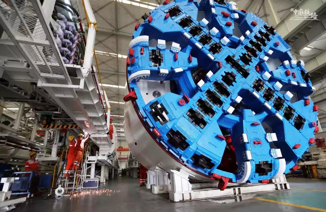 中国大国重器超级工程,中国强大的高铁基建
