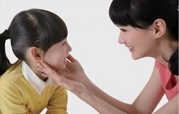 两岁以内的宝宝发脾气自虐正常吗,孩子发脾气自虐怎么办