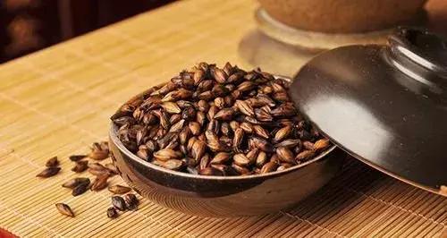 宝宝胀气、不消化，试试这个方法（女神杨珺如）