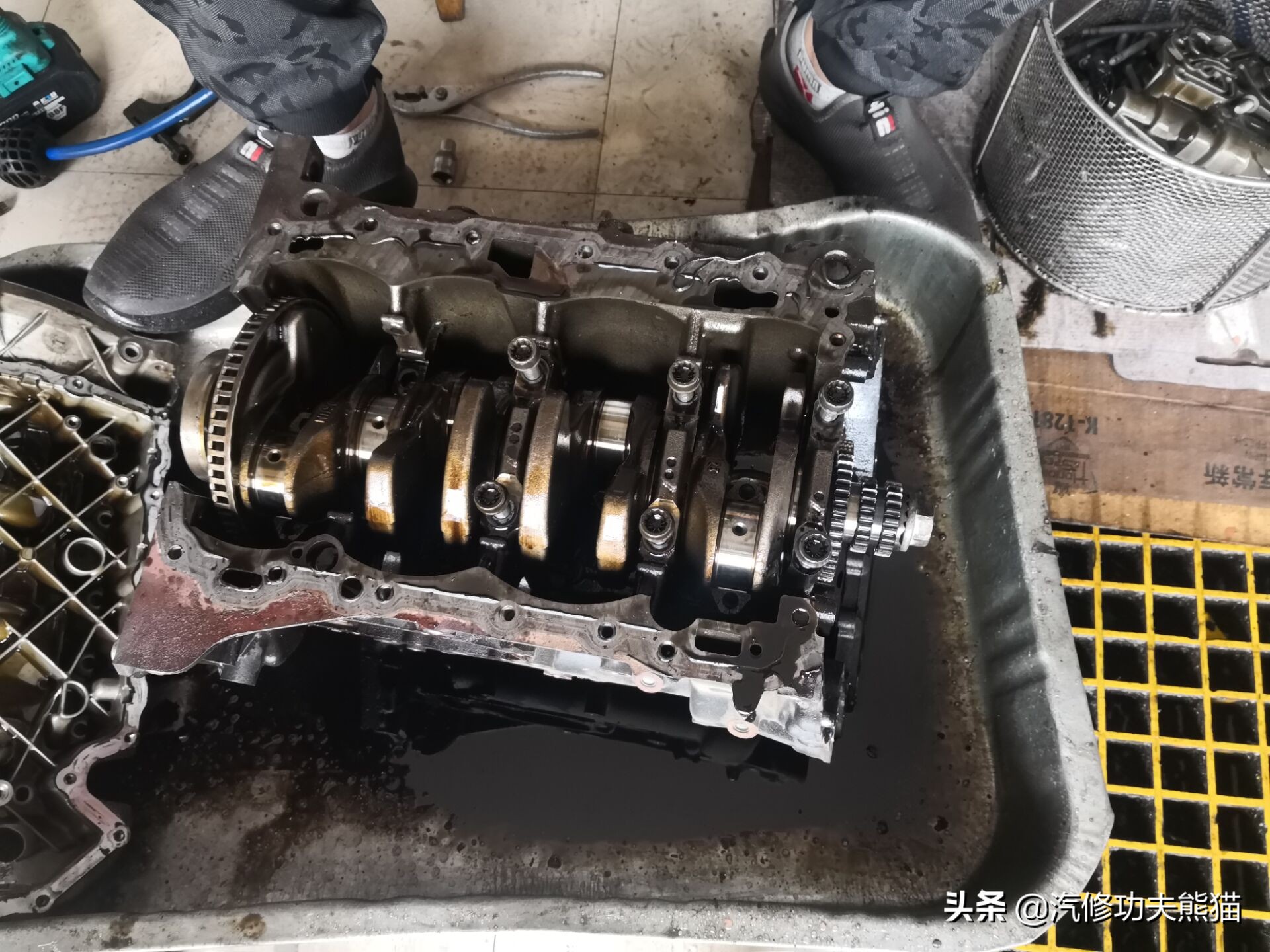 大众夏朗烧机油用什么燃油宝,2012款夏朗2.0t烧机油怎么处理