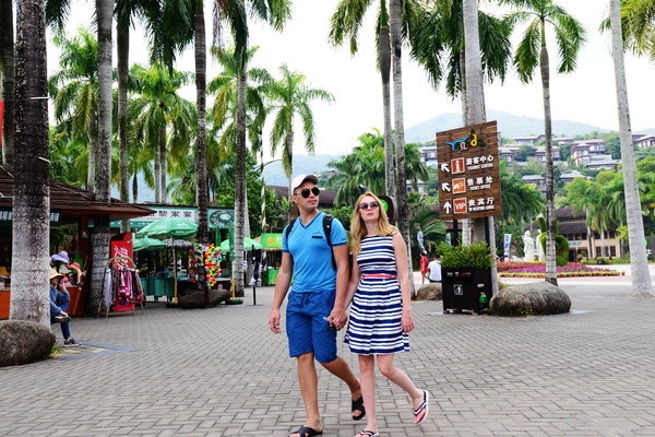海南呀诺达热带雨林文化旅,三亚诺达雨林旅游攻略