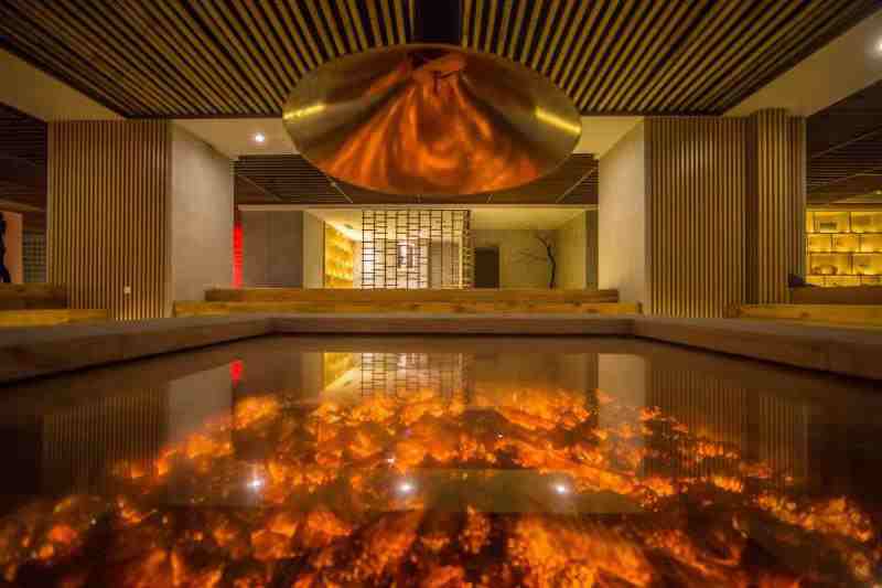 苏州希尔顿欢朋自助餐,住苏州希尔顿送东吴水韵