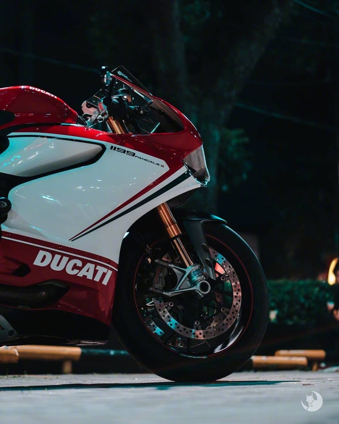 杜卡迪1199三秒破百,杜卡迪ducati1199panigales评测