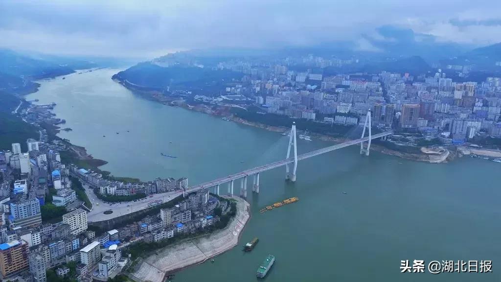 湖北各市长江大桥数量,湖北最大长江大桥图