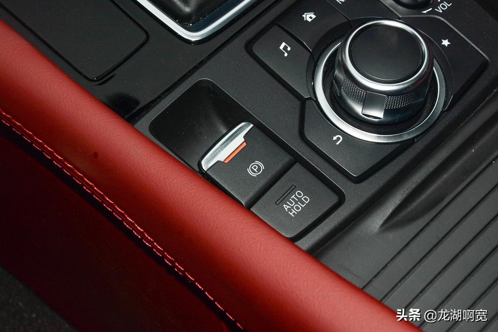 东瀛宝马！最美魂动红马自达CX4是最值得购买的平民买菜车吗