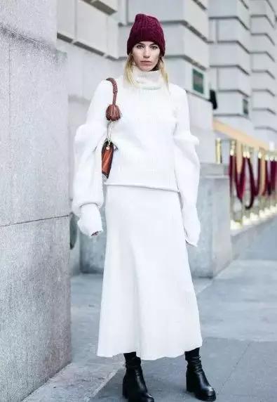 秋冬毛衣不用多有这4件就够了,秋冬毛衣建议多穿这4种颜色