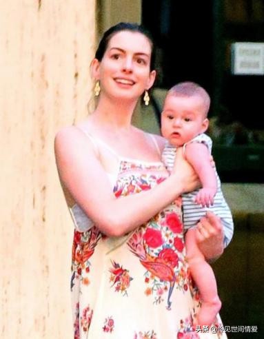 无法被超越的美貌安妮海瑟薇,美国人民日常吐槽安妮海瑟薇