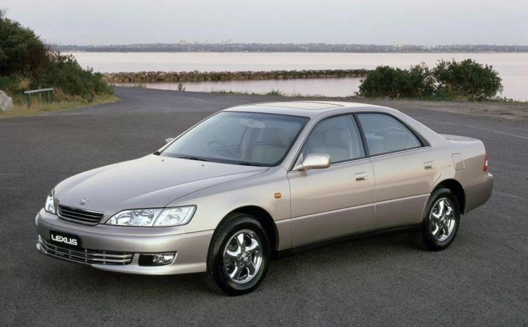 英菲尼迪讴歌为什么没雷克萨斯火,讴歌英菲尼迪雷克萨斯中级车