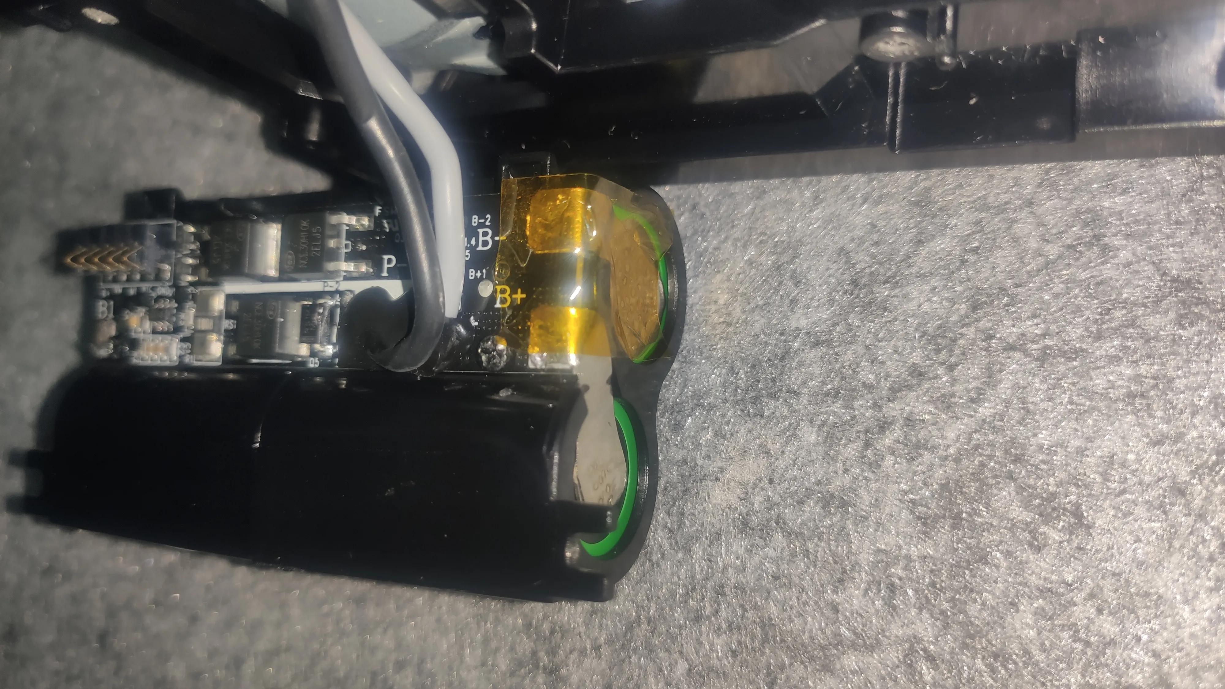 小米充气宝更换电池教程,拆卸小米充气宝