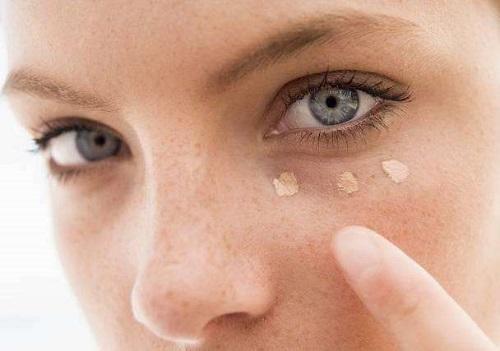 bb霜化妆的时候可以直接涂吗,bb霜怎么化妆不容易掉