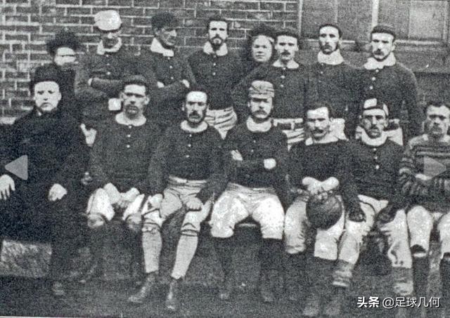 瑞士人的脑袋，牛的膀胱，这些都是现代足球曾经的模样