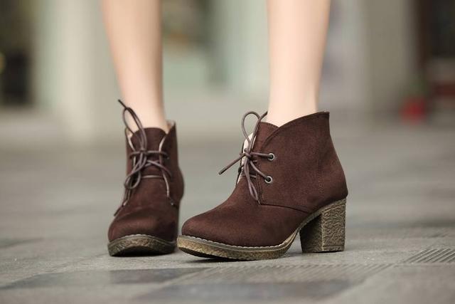 翻毛绒面鞋子脏了怎么清洗,aj1绒面鞋子脏了怎么清洗