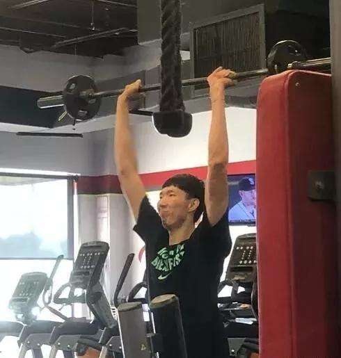 cba体测取消卧推和深蹲,cba新赛季体测取消深蹲与卧推